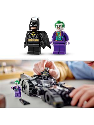 LEGO 76224 BATMOBILE : BATMAN VS JOKER