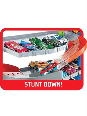 HOT WHEELS STUNT GARAGE